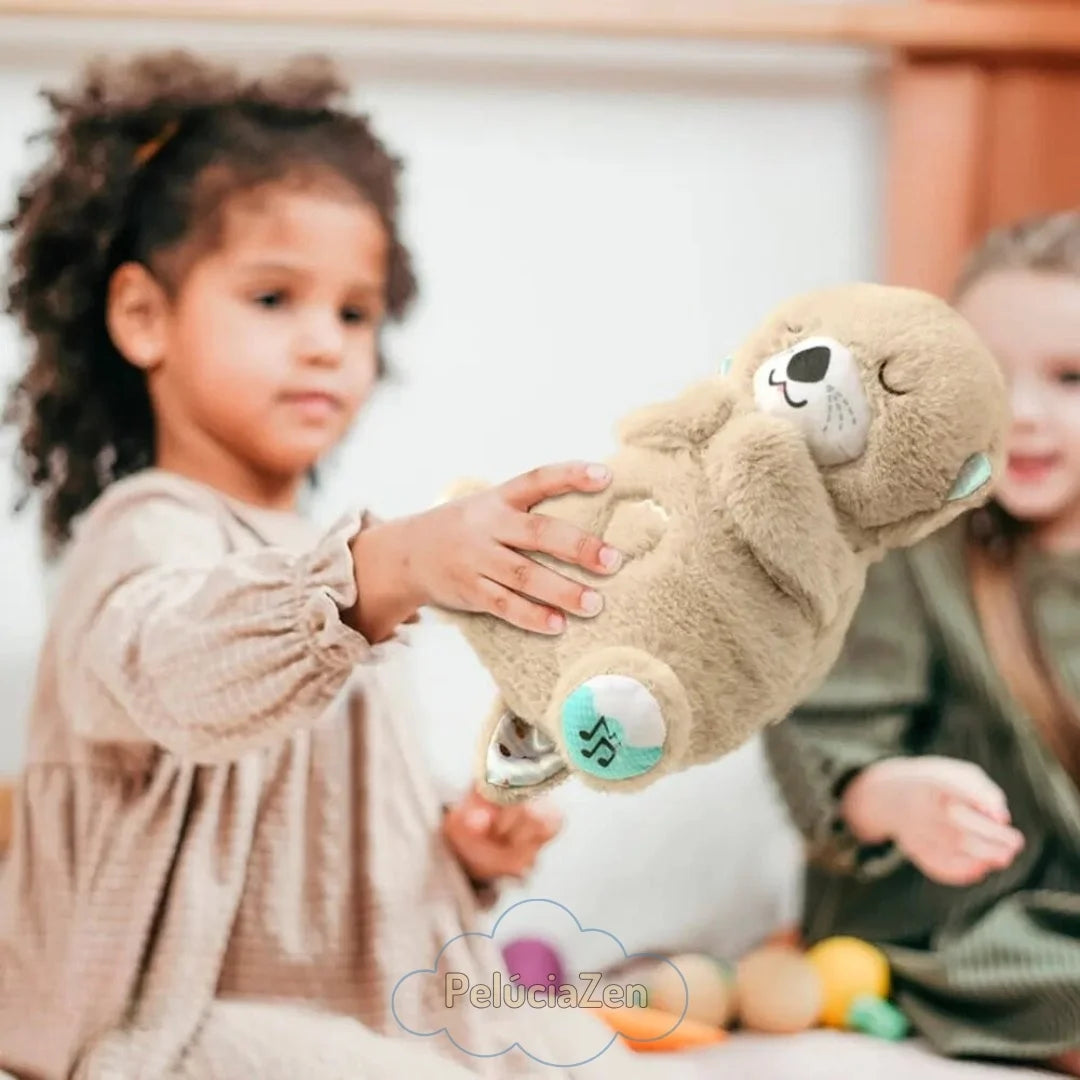 Compre 1 Leve 2 - Lontrinha do Sono + Livro De Historinhas - O Presente Perfeito